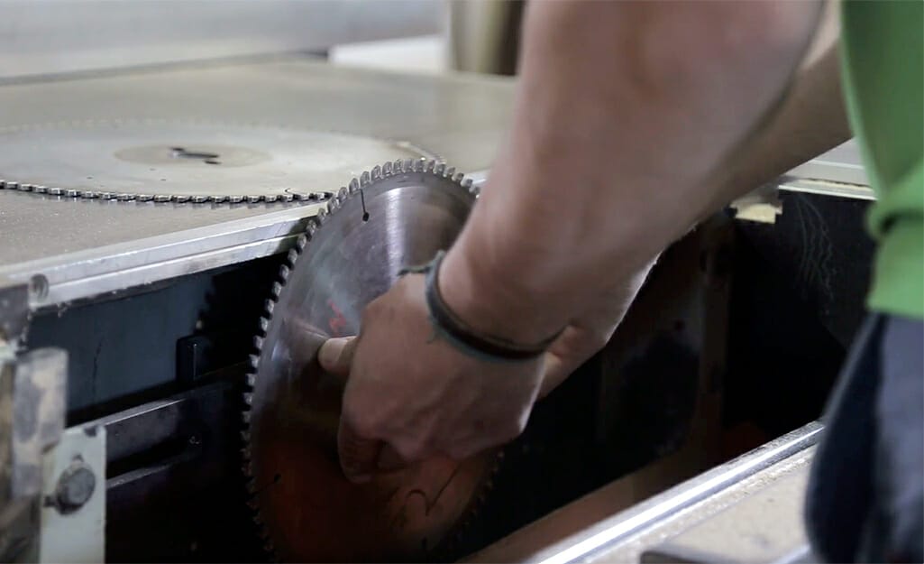 How to Change Table Saw Blade Without Wrench Saw Choices